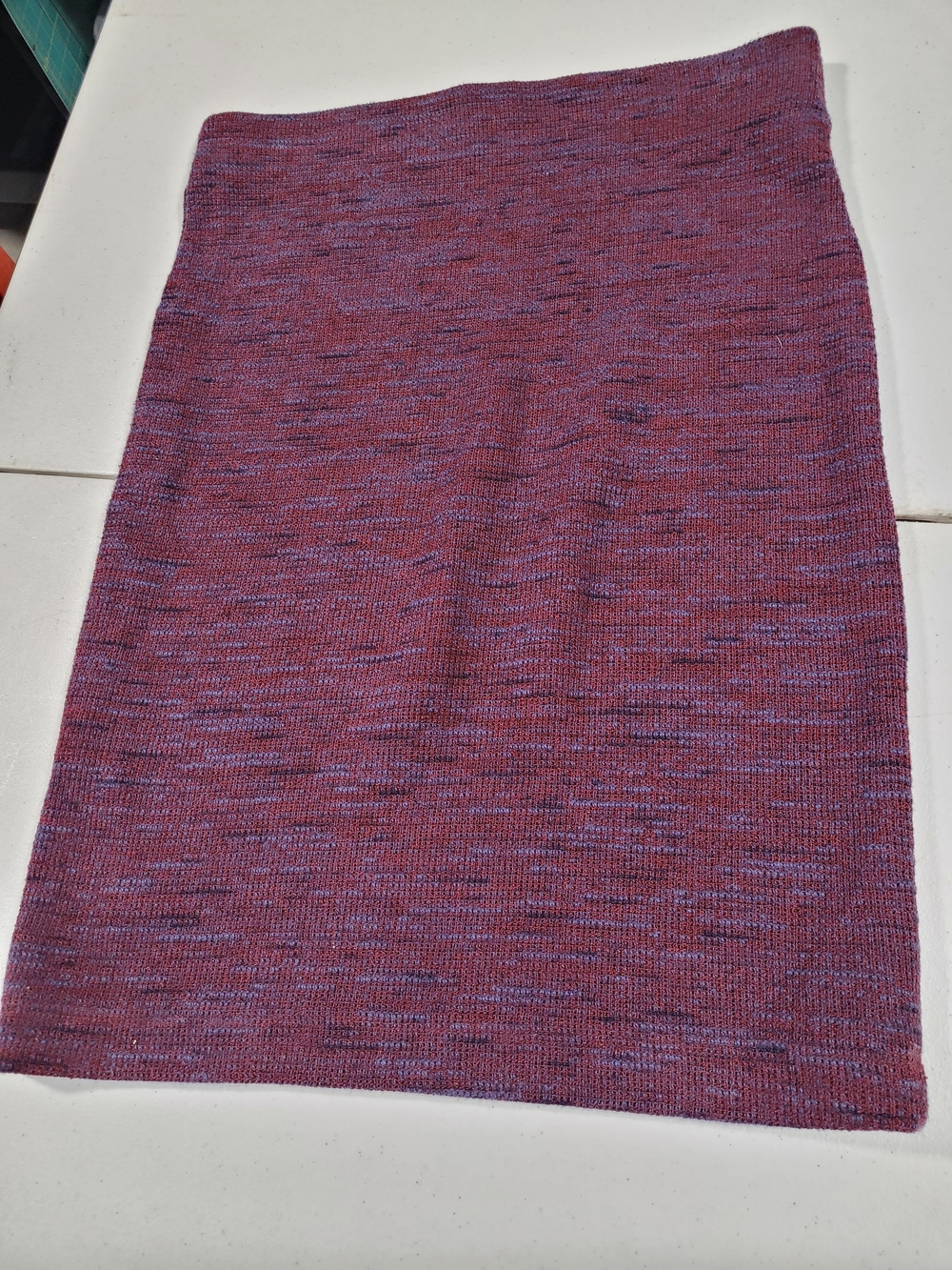 LOFT Marled Plum and Blue Knit Pencil Skirt - Picture 3 of 3